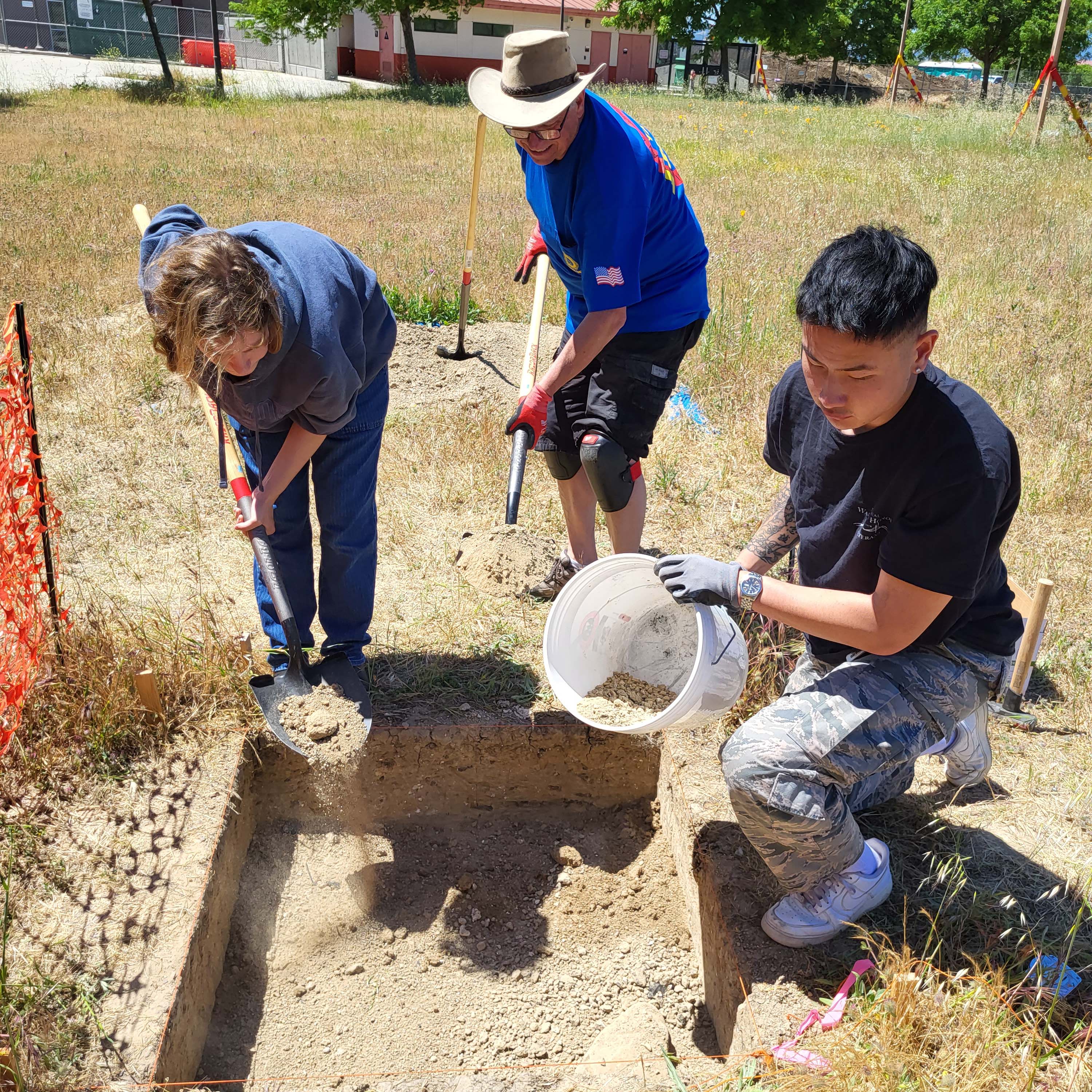 Digging a square hole: Excavation methods