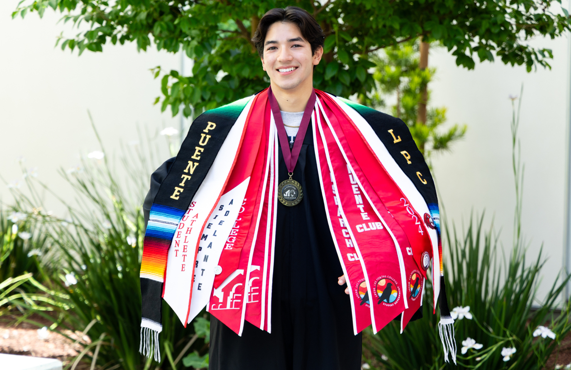 André Valle grad photo 2025 André Valle 2025